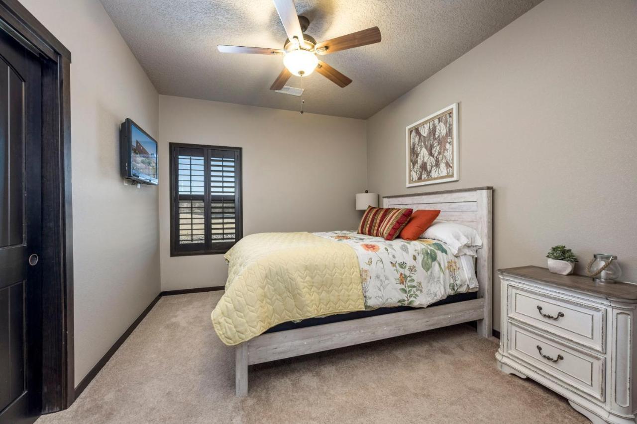 Turtleback Oasis - Minutes To Lake, Hot Springs, Golf - Luxurious, Spacious And Equipped Elephant Butte Luaran gambar